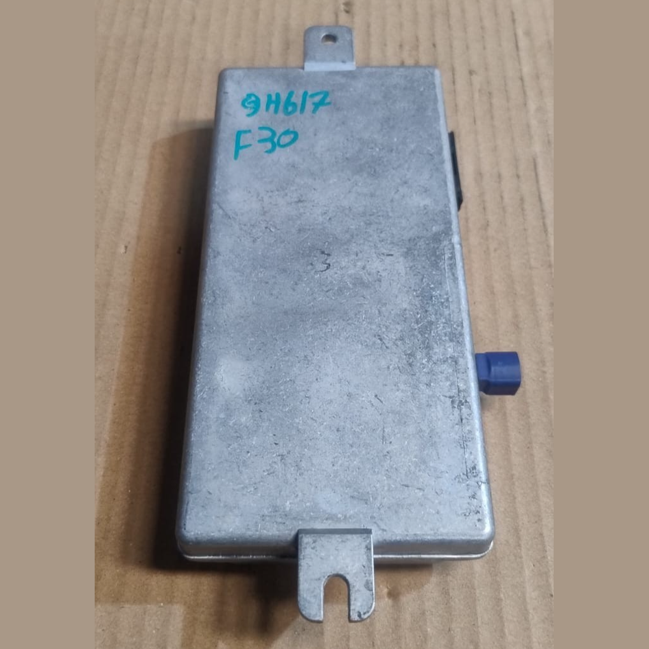 BMW F01 F10 F30 F32 F06 F12  REAR VIEW CAMERA CONTROL MODULE ECU PDC - 9288002