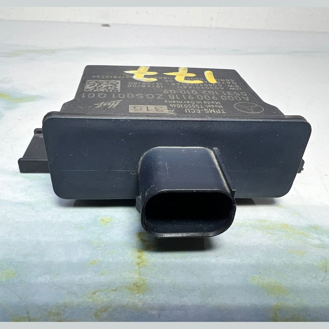 Mercedes Tire Pressure Control Unit A0009009118 W247 and GLE W167 