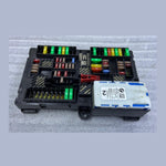 قم بتحميل الصورة إلى عارض الصور، OEM BMW M5 M8 F90 F91 F92 F93 Rear Power Distribution Fuse Box 8713127