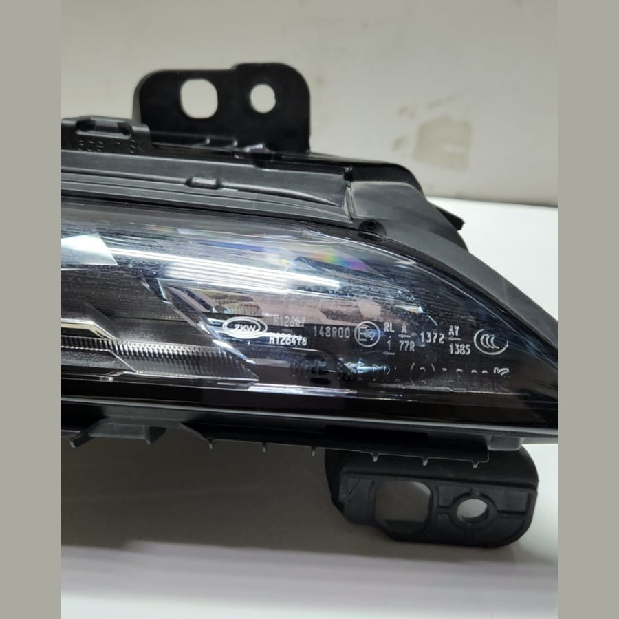Genuine 2023-2025 BMW i7 Headlight Upper CRYSTAL 9879936 7 Series G70 i7 