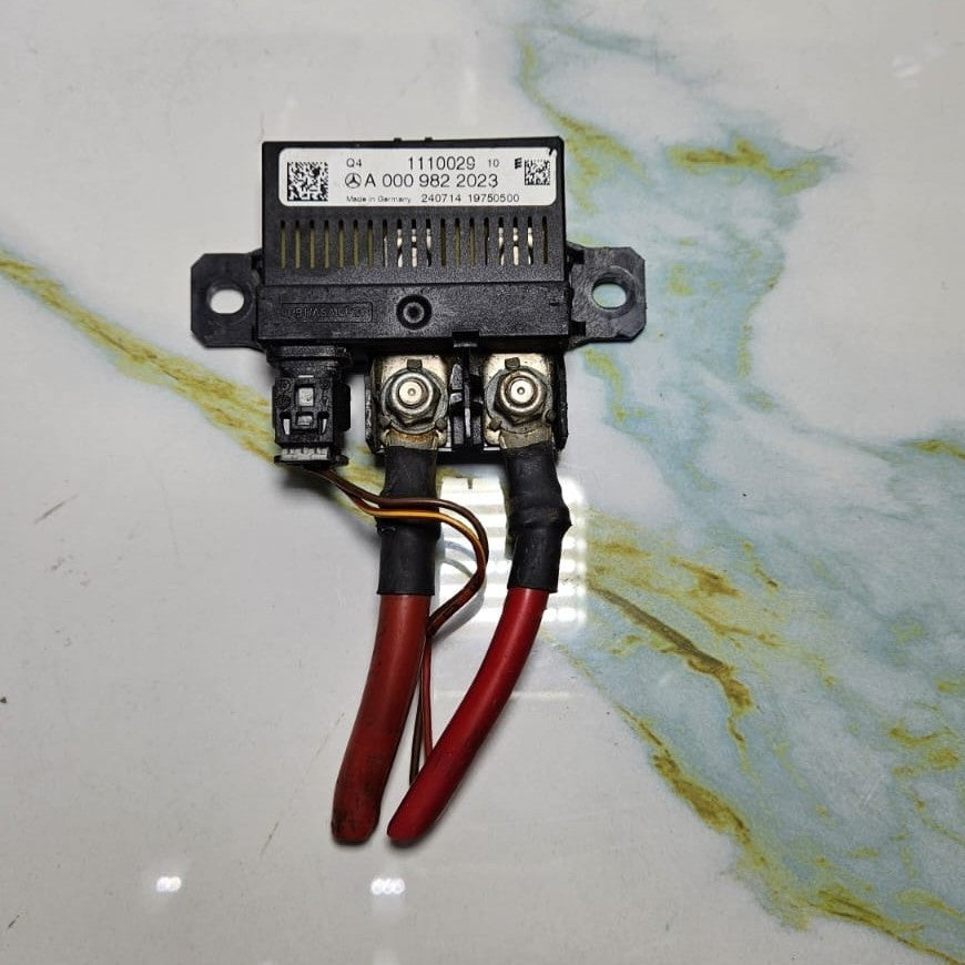 2013-2020 Mercedes-Benz Battery Control Relay Control Module 0009822023 OEM