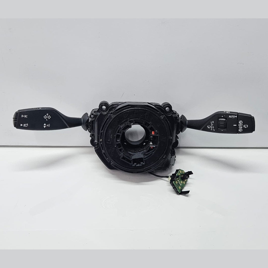 9368601-2015-2017 BMW X5 F15 Wiper Turn Signal Indicator Stalk Switch OEM