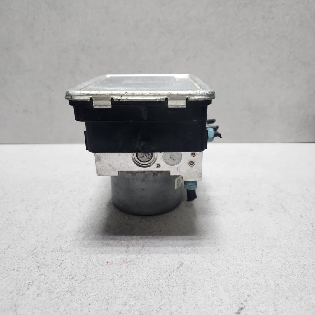 2022 BMW 330i Anti-Lock Brake Control Module 5A44C31 330i and 3 Series G20 G21