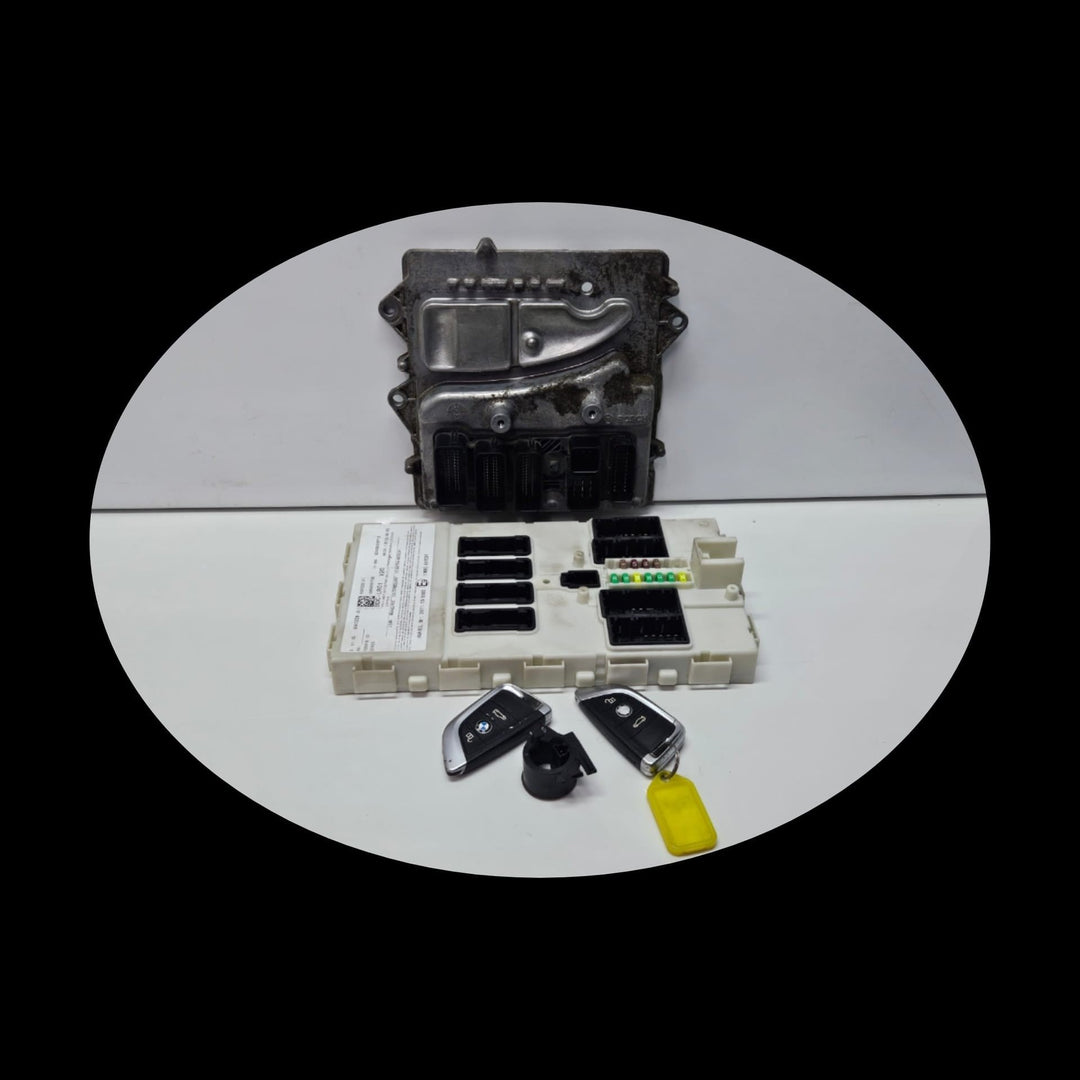 8639582-2014 BMW X5 F15 N55 RHD Engine Control Unit DME Set OEM