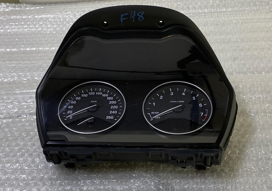 OEM BMW 2 F45 2017 F48 PETROL SPEEDOMETER INSTRUMENT PANEL CLUSTER 6843089 HUD