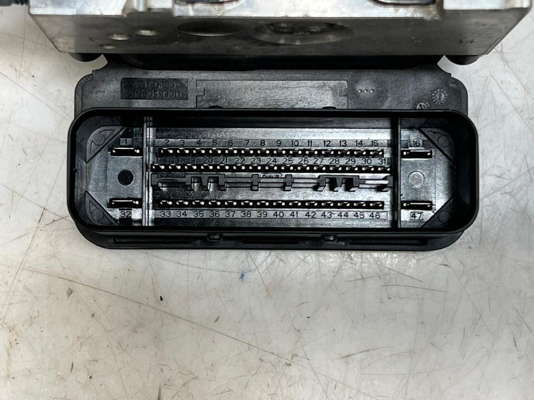 2012 BMW 328i F30 3' Abs Anti-Lock Brake Pump Control Module Unit 6857324 OEM