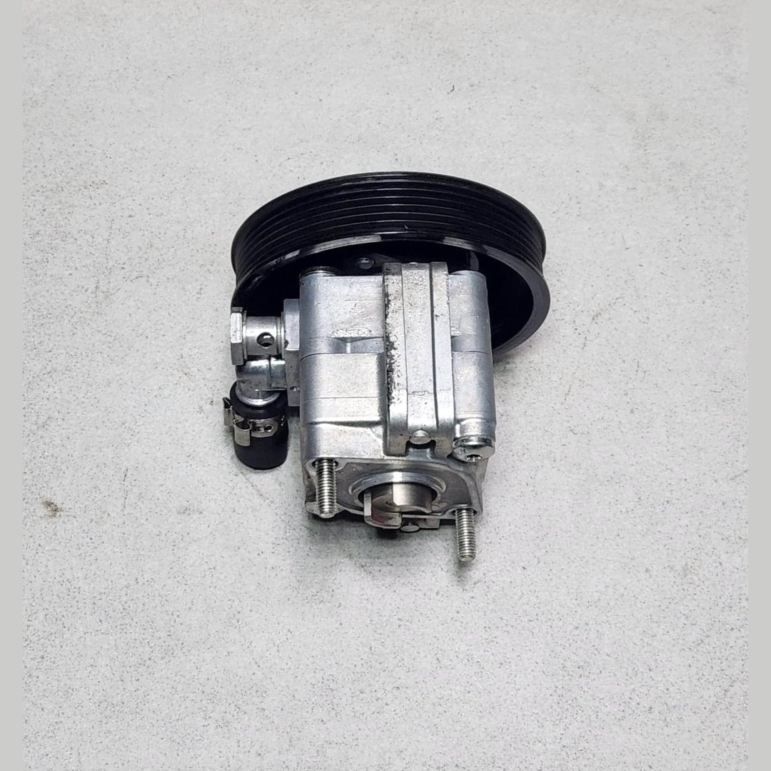 1998-1999 BMW 318i Engine Control Unit 7508292 3 Series E46 318i