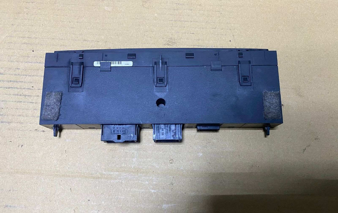 2004-2007 BMW 525i Dynamic Stability Control Module 6940221 525i, 528i, 530i, 53