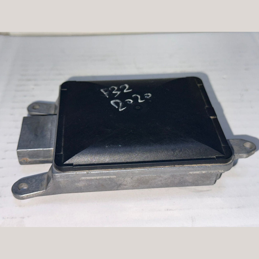 6884287 - 6884288  2019 F32 4er  Genuine BMW F30 F31 F34 F32 Sensor Lane Change