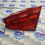 Bild in die Galerieansicht laden,  AUDI A8 A8L S8 RIGTH REAR PASS INNER TAILLIGHT TAIL LIGHT 4H0945094