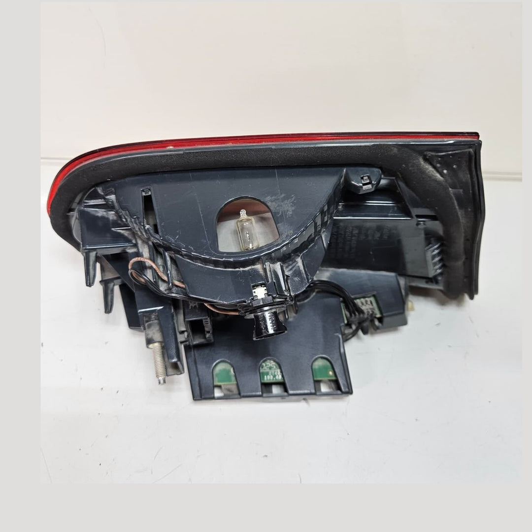7369120-BMW 3 Series F30 F31 F35 LCI M3 F80 Rear Inner Taillight Right Side OEM