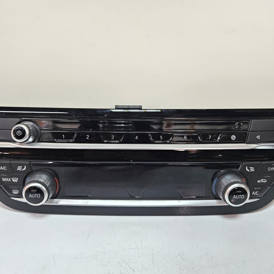 2017-2020 BMW  5 Series G30 G31 530i Air Conditioning Control Panel 5A09B19