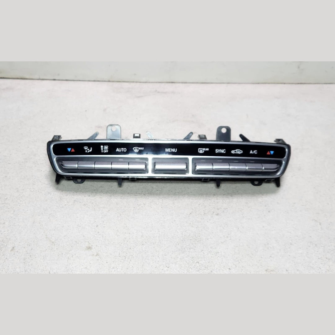 2015-2020 Mercedes-Benz C300 Climate Control Panel A2059058105 W205 C-Class