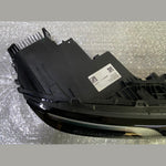 قم بتحميل الصورة إلى عارض الصور، OEM 2023-2024 BMW 7 SERIES G70 RIGHT DRL DAYTIME RUNNING LIGHT LED 9450080