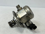 Bild in die Galerieansicht laden, 2016-2019 BMW 750Li 7' 5' G11 G12 G30 4.4L V8 N6 High Pressure Fuel Pump 8643464