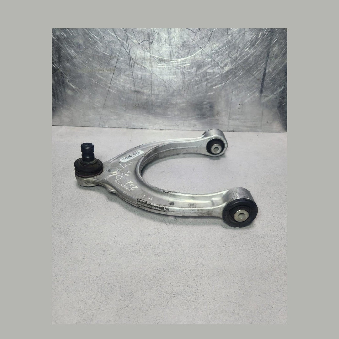 2018 BMW 540i Front Upper Control Arm 686118502 5 Series G30 G31