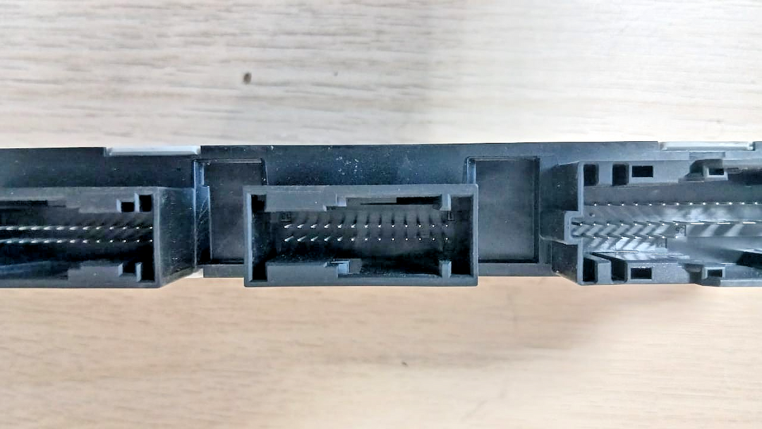 BMW X3 F25 CAS Anti-Theft Locking Control Module N52 OEM Keyless Ignition Unit