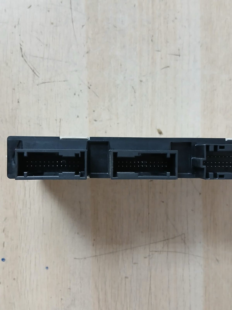 BMW  2014 F10 528i N20i ENGINE CONTROL Unit ECU SET DME 8631725 with key