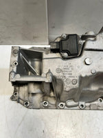 Bild in die Galerieansicht laden, BMW F10 F11 5 Series 525xDrive Oil SUMP Pan 7812361 OEM