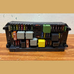 Bild in die Galerieansicht laden, 2011 Mercedes-Benz C200 Sam Control Module A2129004711 W204 C-Class