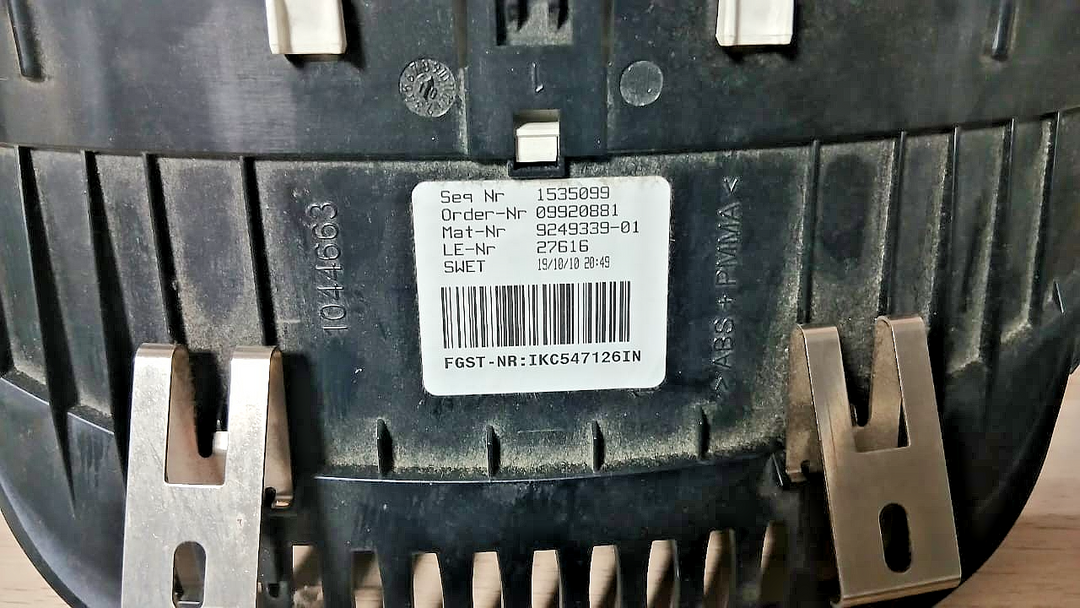 OEM BMWF10 F11 F18 F25 X3 MANUAL INSTRUMENT CLUSTER SPEEDOMETER 9249339