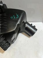 Bild in die Galerieansicht laden, 2010-2016 BMW 528i F10 N20 520I F11 F07 Air Intake Filter Box 7612014 OEM