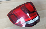 Bild in die Galerieansicht laden, GENUINE BMW F15 REAR LEFT  DRIVER SIDE OUTER TAILLIGHT 7290099