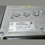 Bild in die Galerieansicht laden, 17-20 Mercedes W213 Burmester Lear Sound Amplifier Assembly A213 9006427 OEM