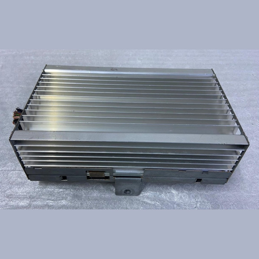 OEM BMW 5 SERIES F10 RADIO SOUND AMPLIFIER 9266356 HARMAN KARDON