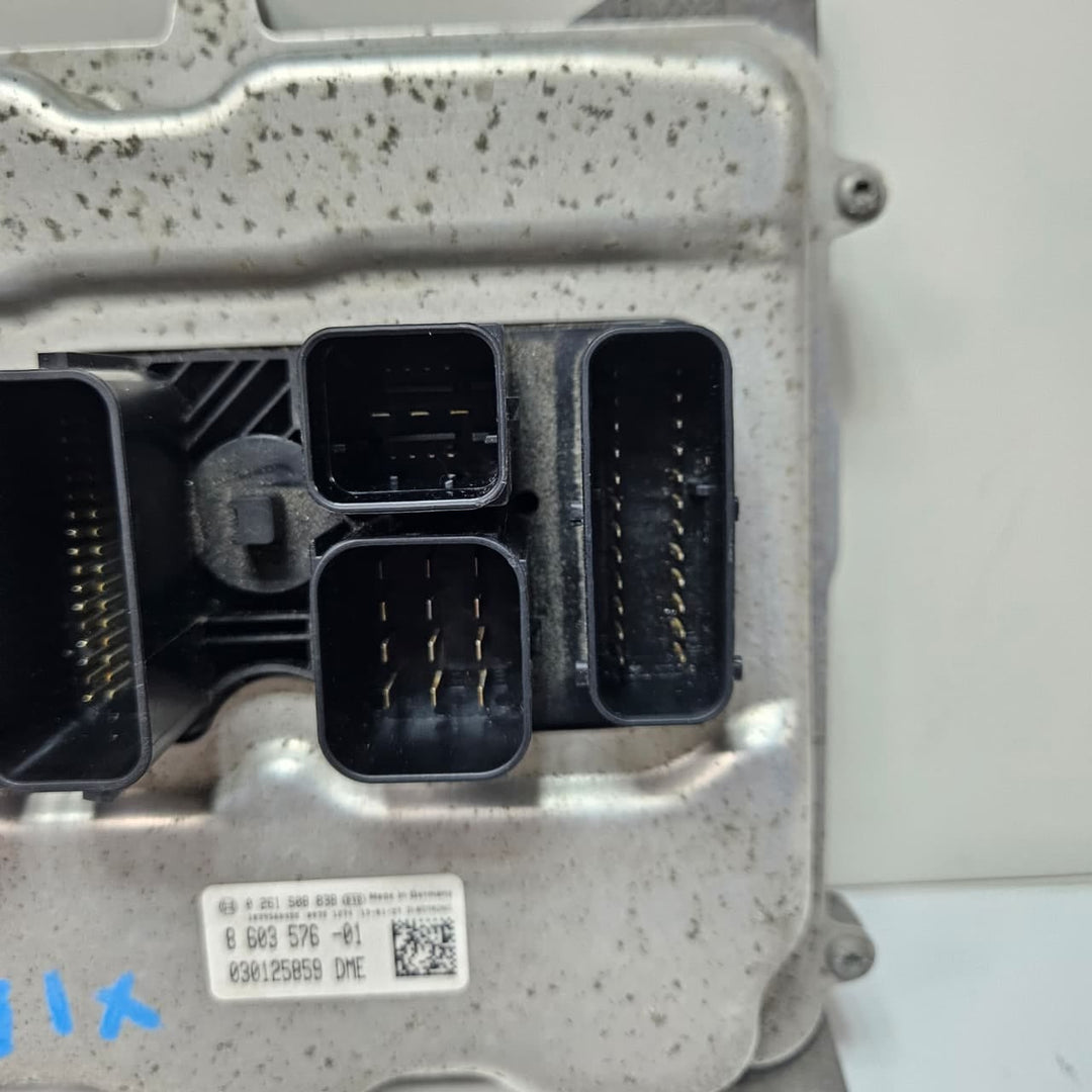 2012-2014 BMW X1 Z4 Engine Control Unit ECU DME Key Set 8603576