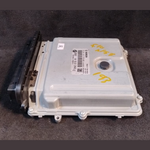 Load image into Gallery viewer, BMW 5 SERIES F10 F11 2.0 DIESEL ENGINE CONTROL MODULE UNIT ECU  ONLY 8513242