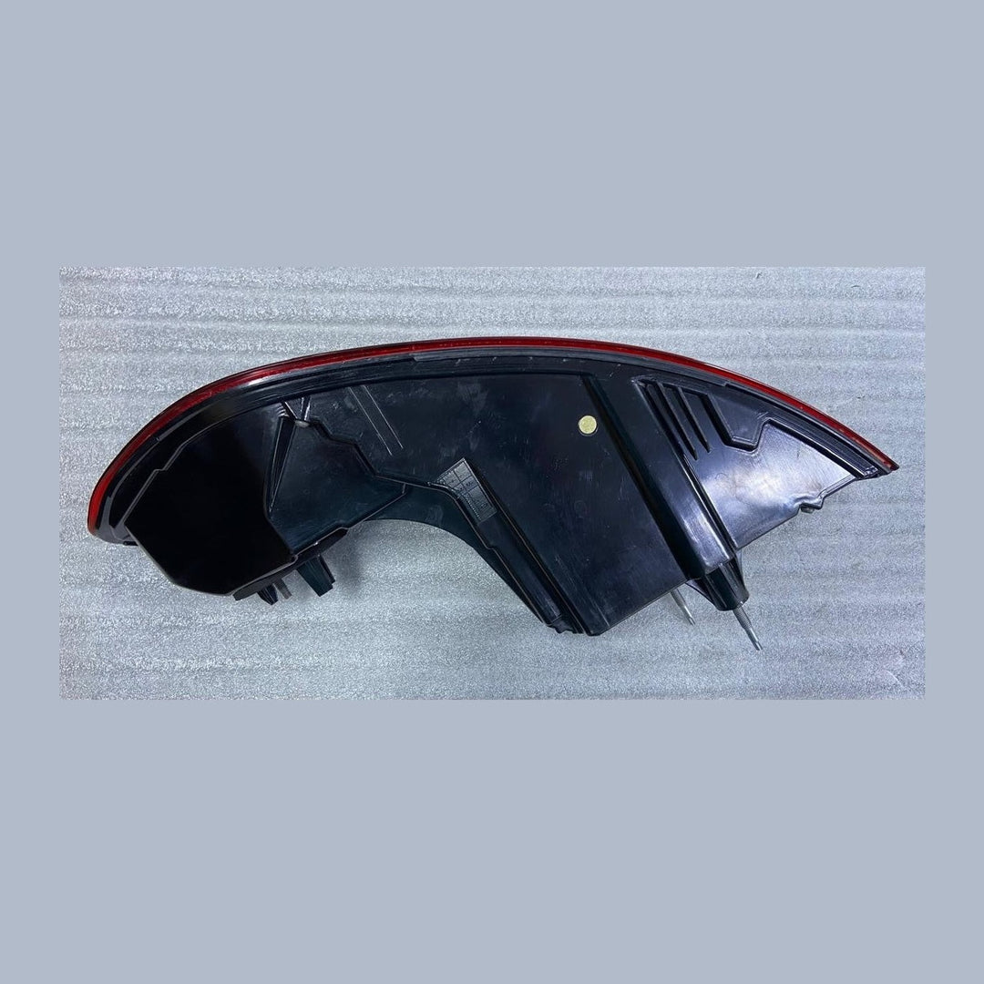 OEM BMW X4 G02 F98 LED Rear Light in the Side Panel Left 7409395
