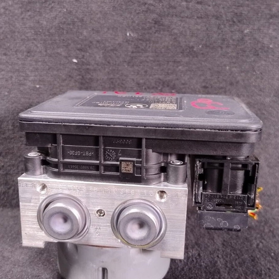 BMW 1 3 Series F20 F21 F22 F30 ABS DSC Hydro Braking Unit Pump 6871110
