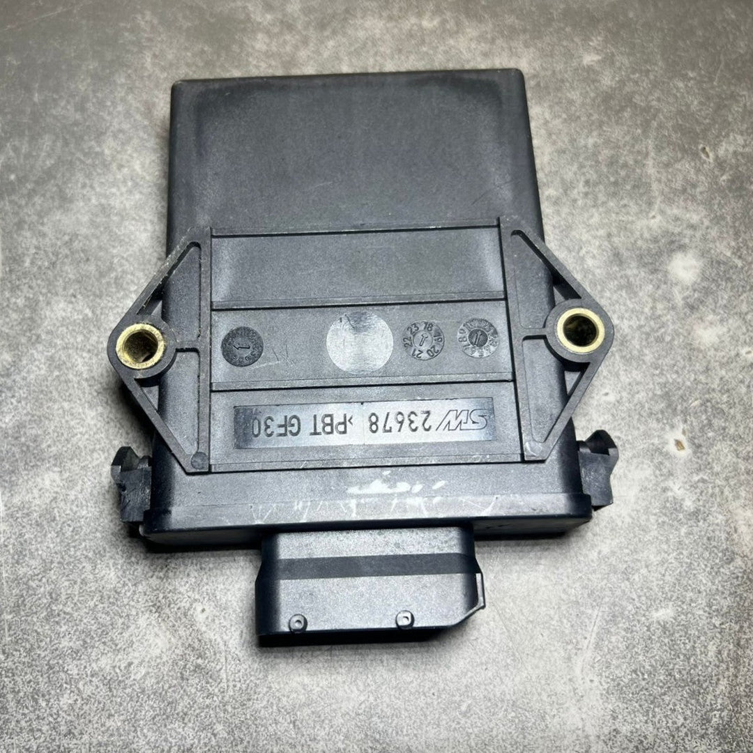 15-20 Mercedes W205 C63 AMG Differential Lock Control Module A2909002801 OEM