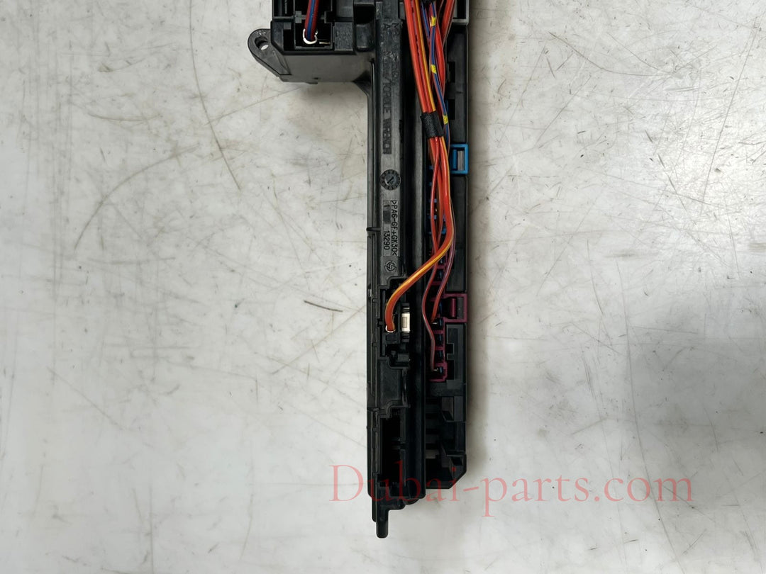 2004-2010 BMW 525i 5 Series E60 E61 528i Power Distribution Fuse Box 6957330 OEM
