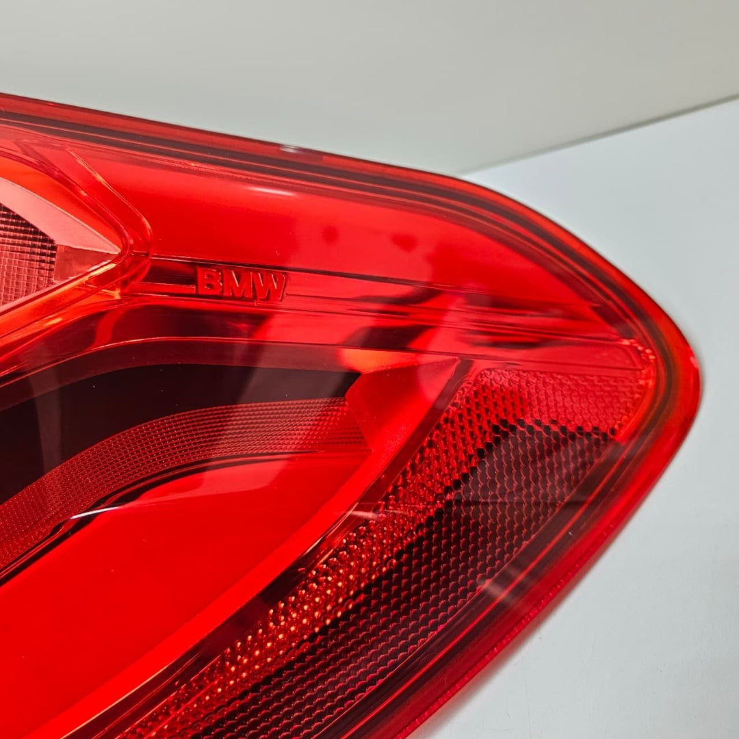 2016-2019 BMW  7-Series G11 G12 750i xDrive Rear Right Side Tail Light 7342964