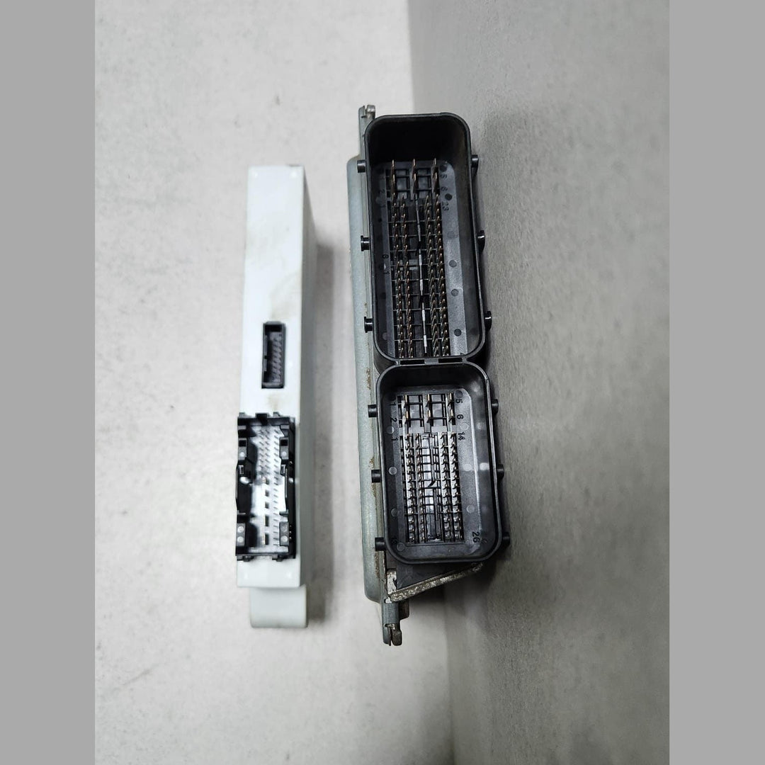 2006-2007 BMW 525i Engine Control Module MSV70 7559178 E90 E91 E60 E61 