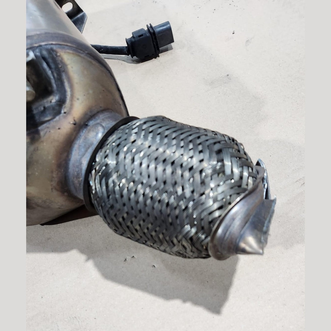 2010-2015 BMW X3 F25 Catalytic Converter 85092411 