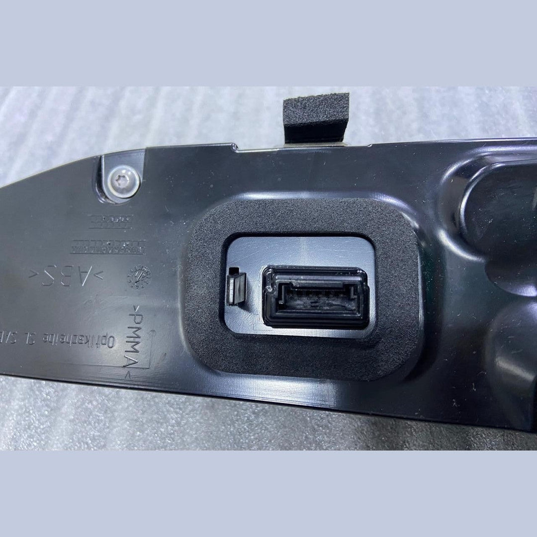 OEM BMW F44 2 SERIES GRAN COUPE TAILLIGHT RIGHT SIDE 8498740