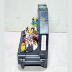 Bild in die Galerieansicht laden, 2010-2016 Mercedes-Benz E-Class Front SAM Module Relay Fuse Box A2129002827