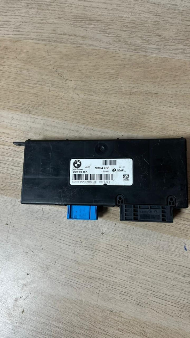 2011-2017 BMW X3 X4 Central Gateway Control Module 9354758 xDrive28i with 2.0L 