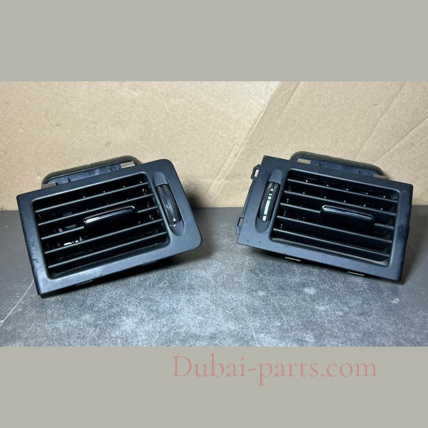 08-10 Mercedes W204 Class Front Dashboard Left \ Right Heater A/C Air Vent
