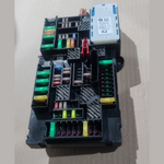 Load image into Gallery viewer, BMW F98 F97 X4 X3 G01  M BODY FUSE BOX CONTROL MODULE OEM  6828074