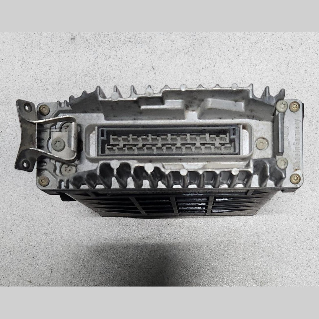 1989 Mercedes-Benz 560SEL Engine Control Unit 0065458132 Mercedes-Benz W126 560S