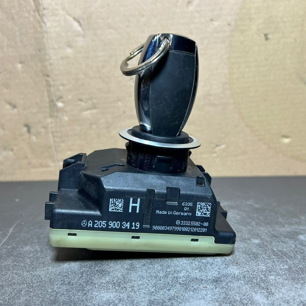 14-20 Mercedes W205 C-Class Ignition Switch Module Unit W/key A205 9003419 OEM