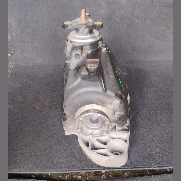 BMW F30 F31 F32 F33 F34 REAR DIFFERENTIAL CARRIER  (3.15 RATIO) P/N 7612164