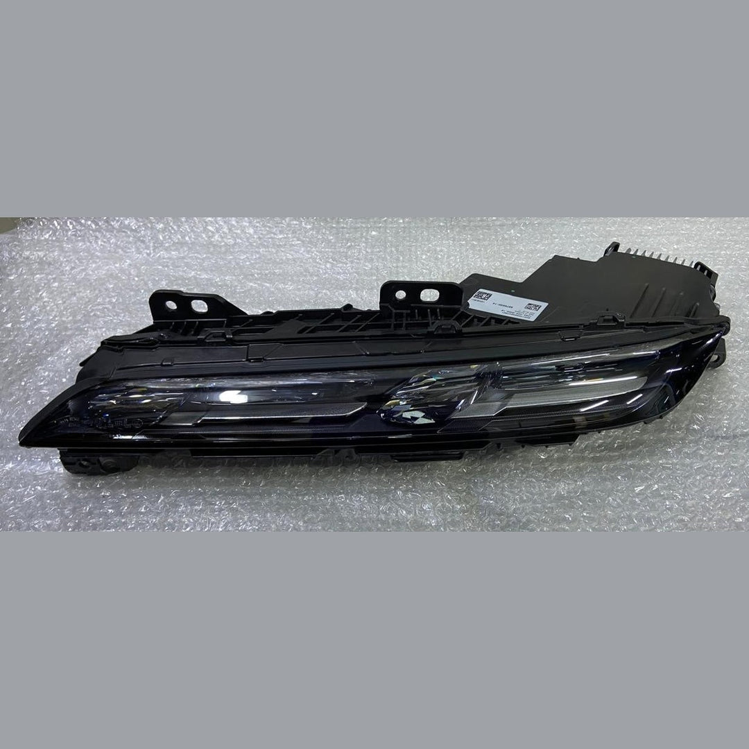 OEM BMW 7 Series G70 Headlight Upper LED Front 9879935 left Side
