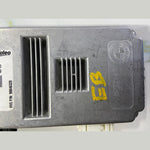 Bild in die Galerieansicht laden, OEM BMW X5 F15 SURROUND VIEW CAMERA CONTROL MODULE 9365665
