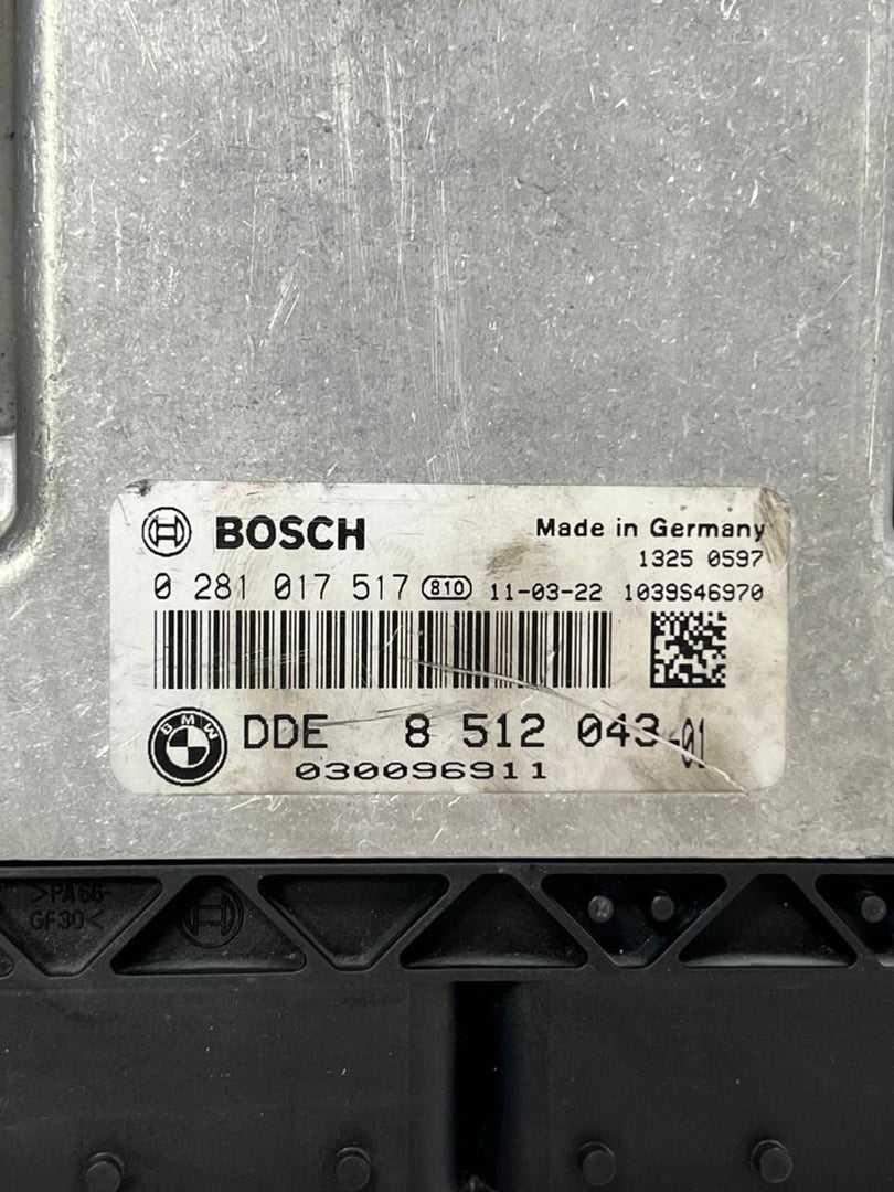 2011 BMW 3 Series E90 318D DDE  Bosch 0281017517 Engine Control Unit 8512043 OEM
