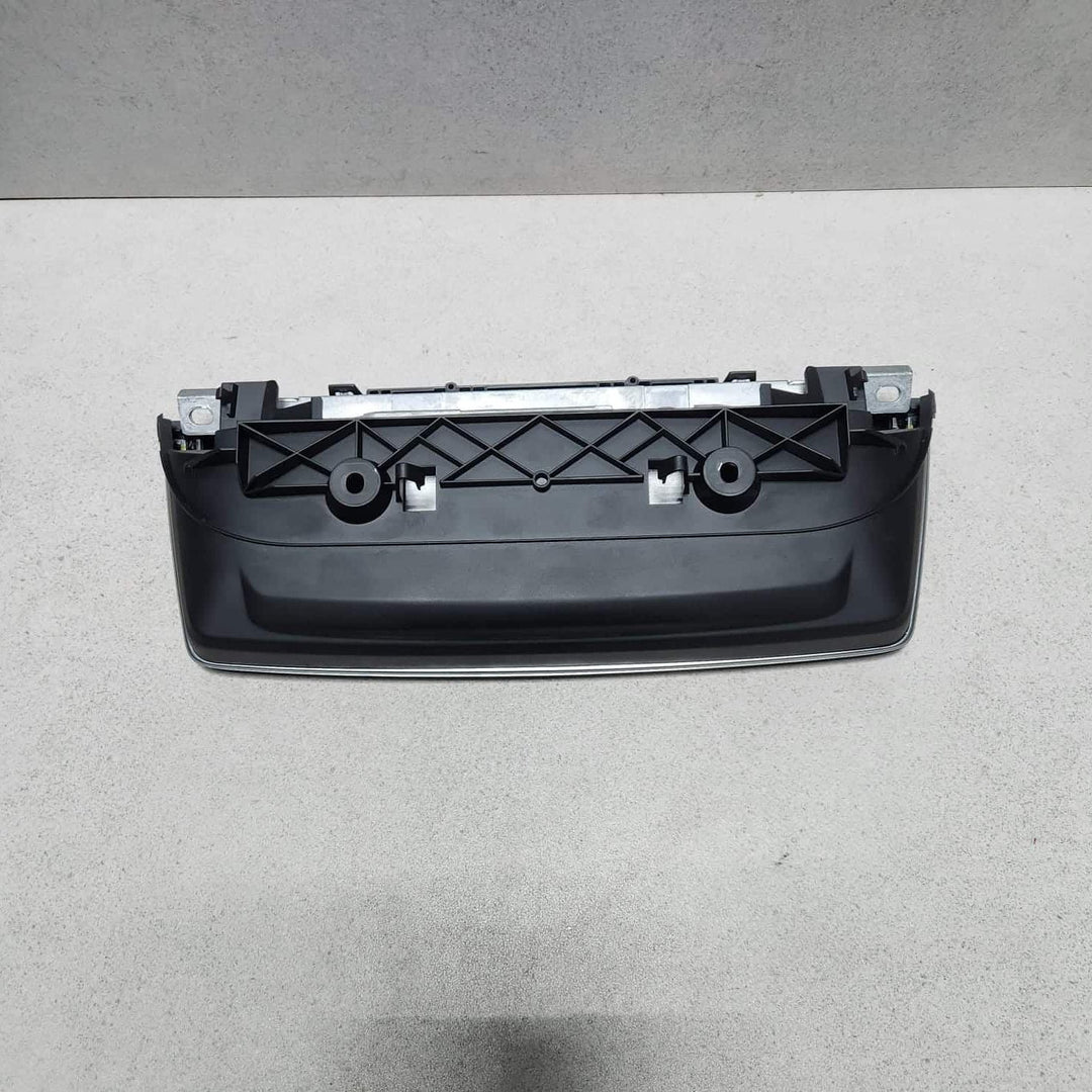 2014-2016 BMW M6 Central Information Display Screen 9356496 F06 F12 and F15 